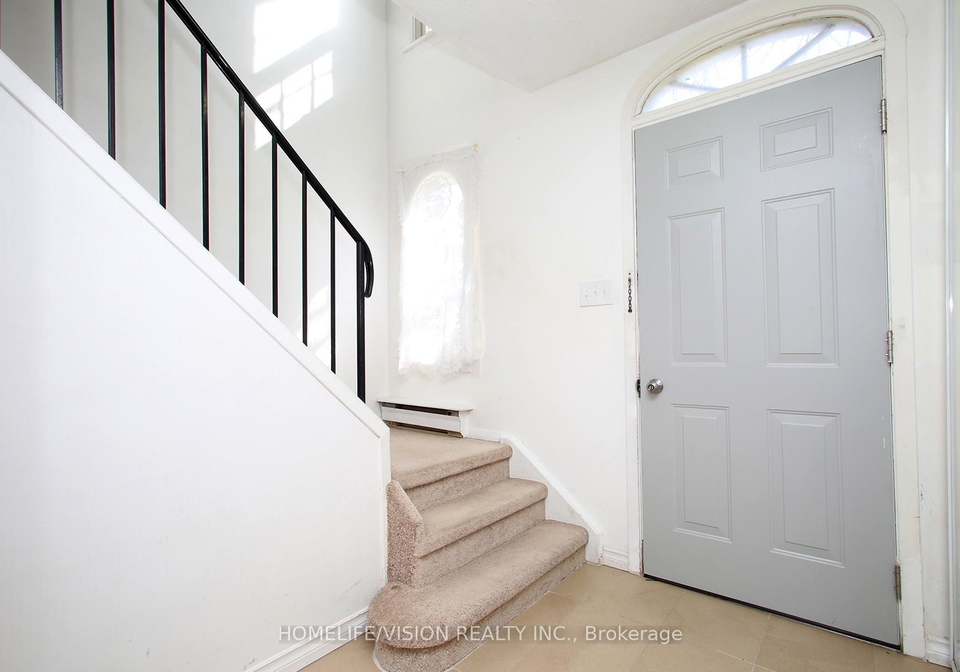 70-cass-avenue-scarborough-ontario-e13078418