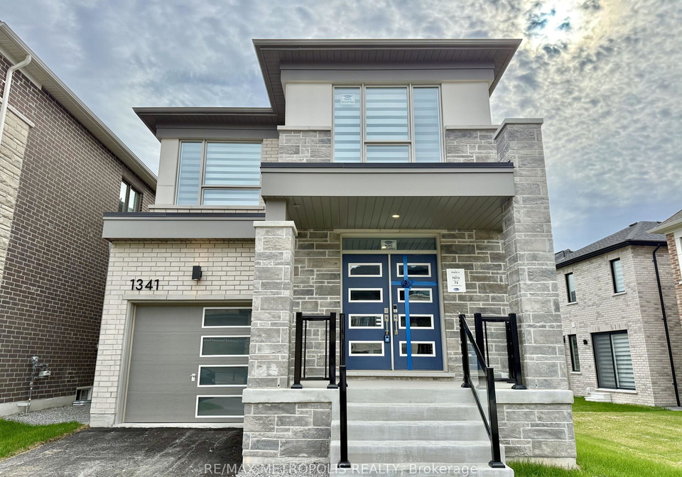 1341-glamorgan-manor-pickering-ontario-e13078642