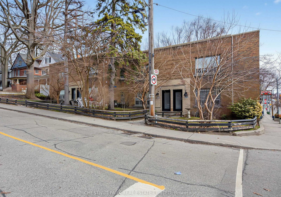 1-kingswood-road-toronto-ontario-e13078764