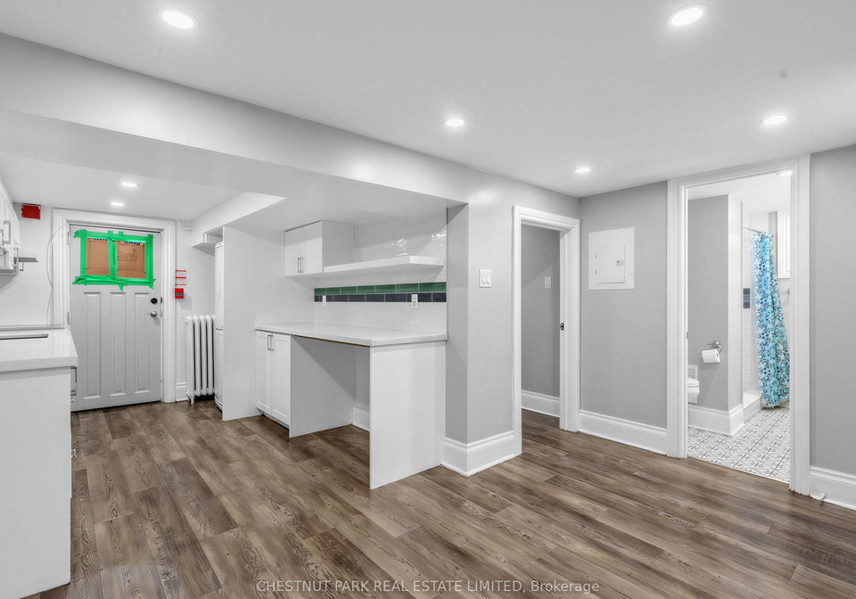 1-kingswood-road-toronto-ontario-e13078764