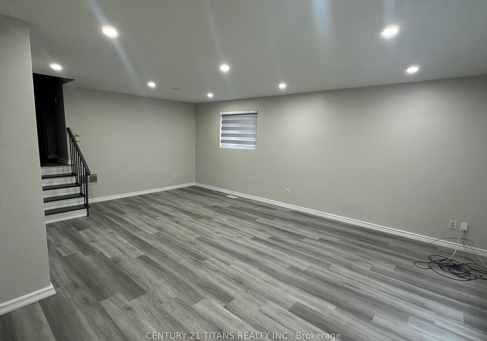 24-bailey-crescent-scarborough-ontario-e13079004