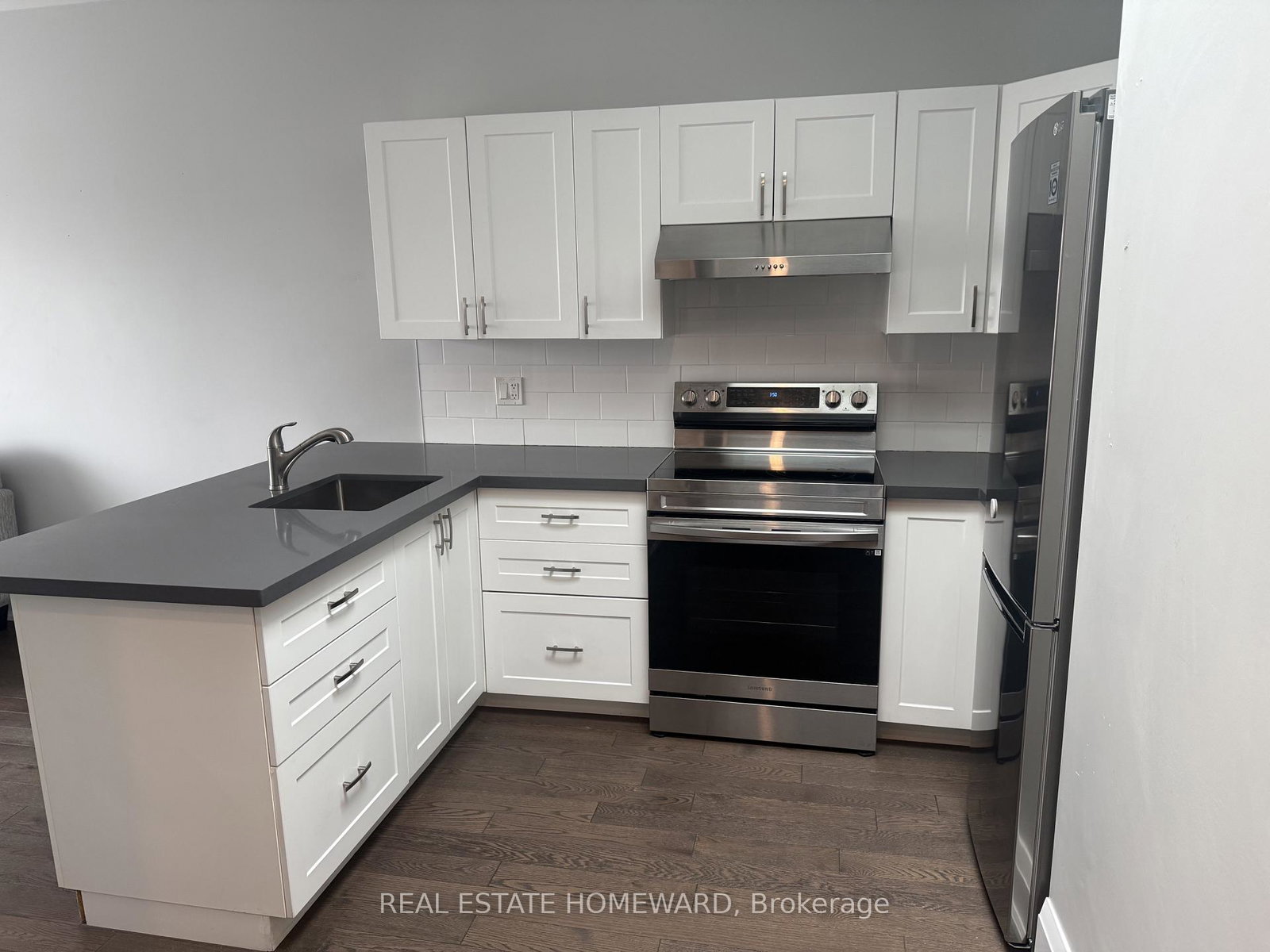 611-danforth-avenue-toronto-ontario-e13079598