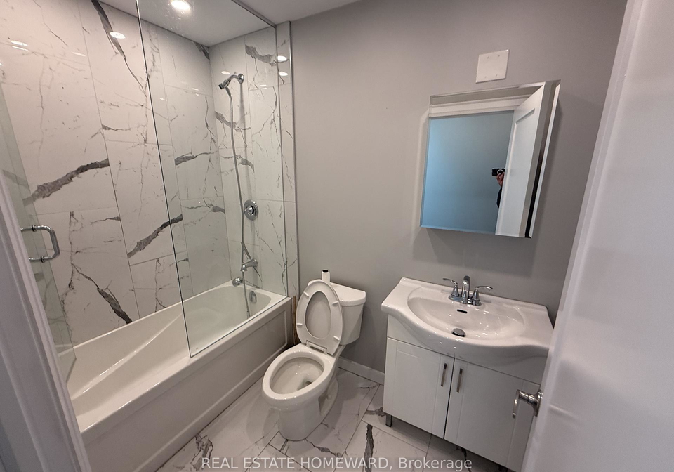 611-danforth-avenue-toronto-ontario-e13079598