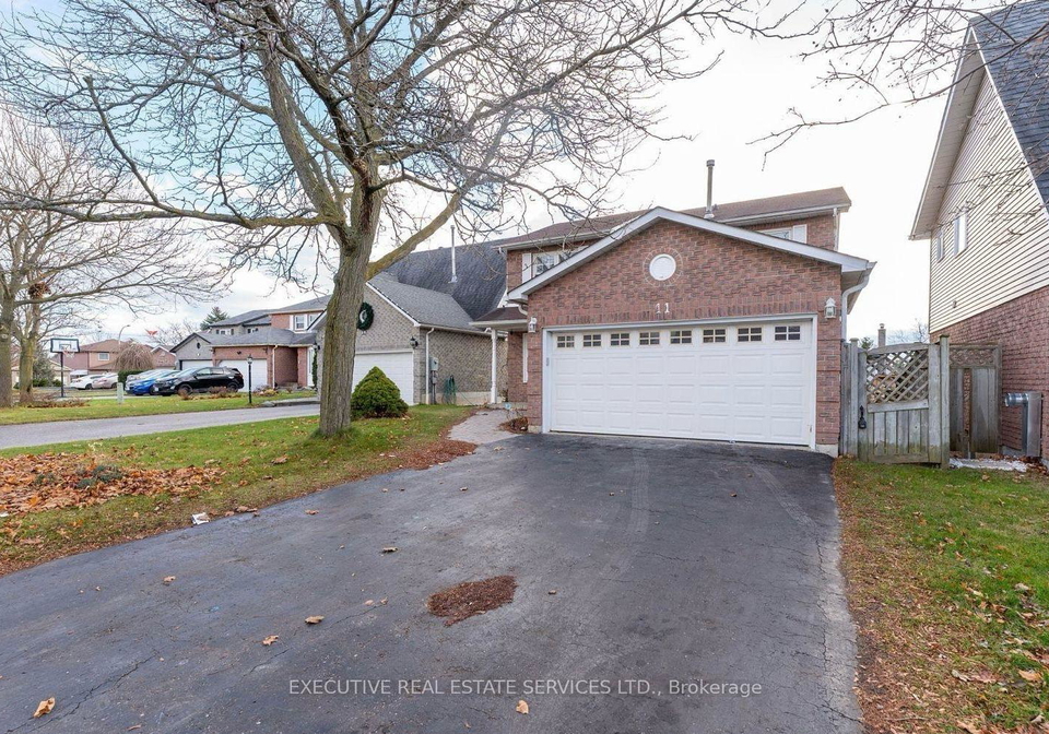 11-upland-drive-whitby-ontario-e13080692
