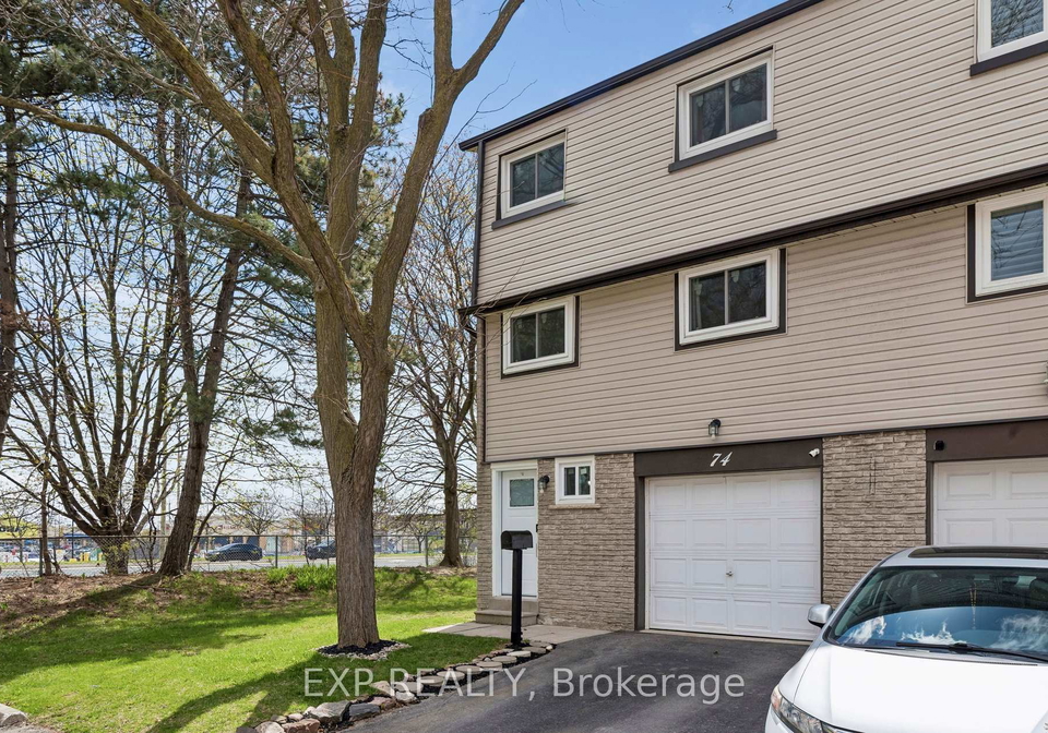 1945-denmar-road-pickering-ontario-e13082124
