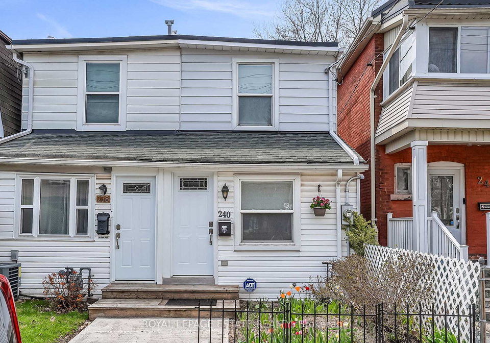 240-cedarvale-avenue-east-york-ontario-e13082440