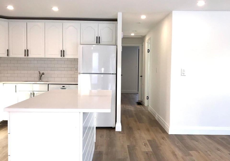 697-downview-crescent-oshawa-ontario-e13082562