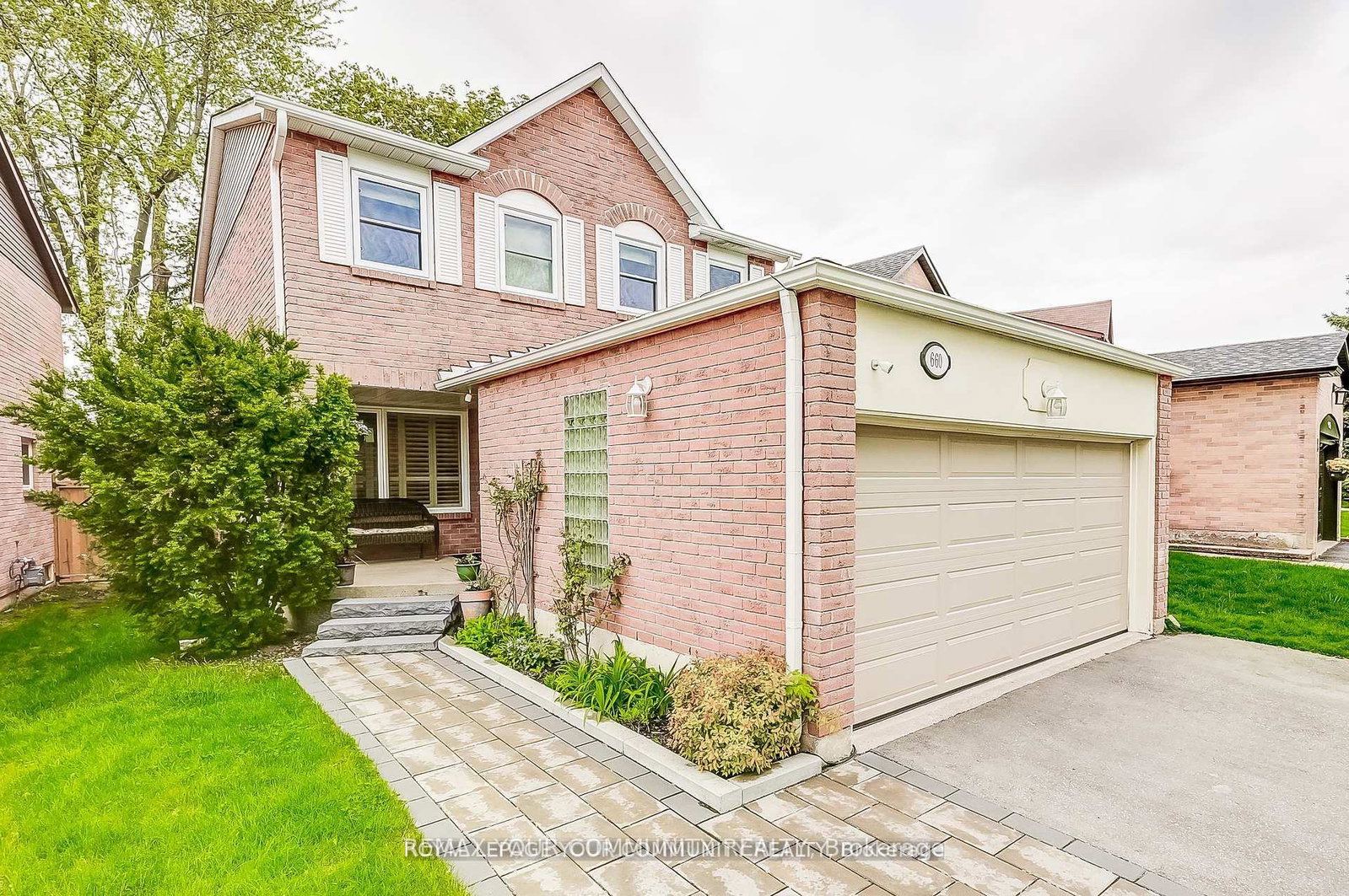 660-foxwood-trail-pickering-ontario-e13082718