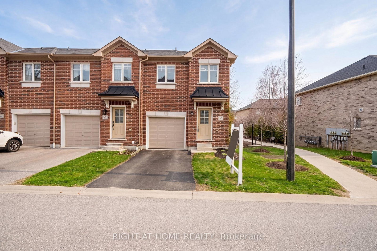 40-markham-trail-clarington-ontario-e13082726