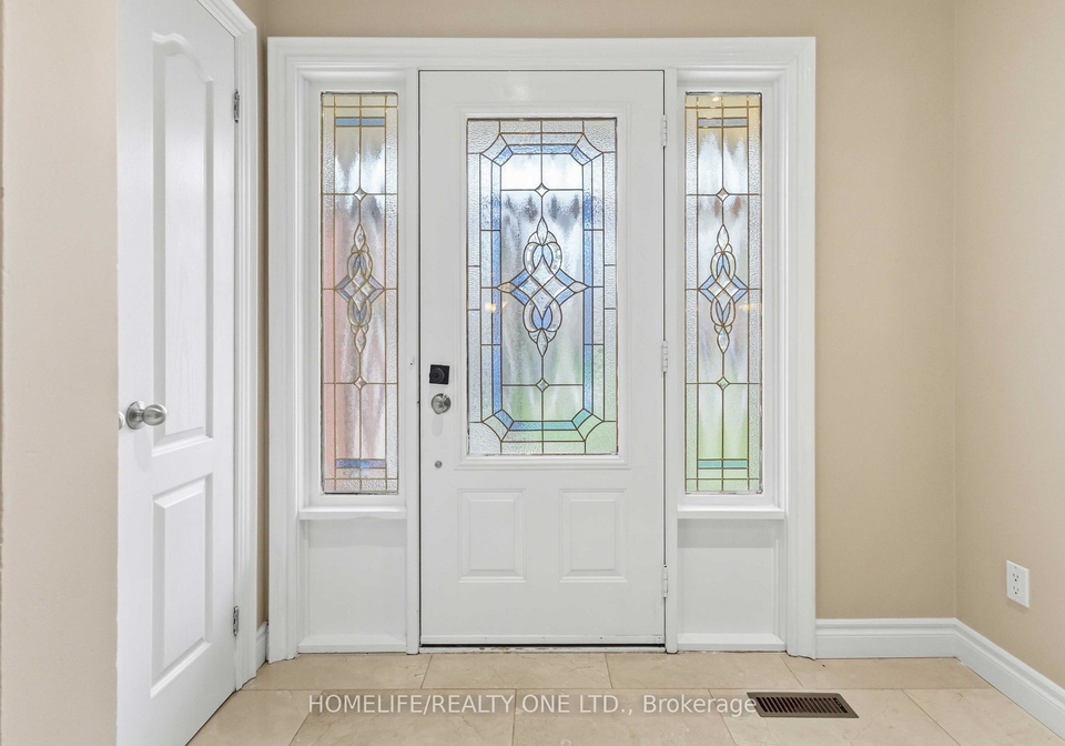 75-windrush-trail-scarborough-ontario-e13082896