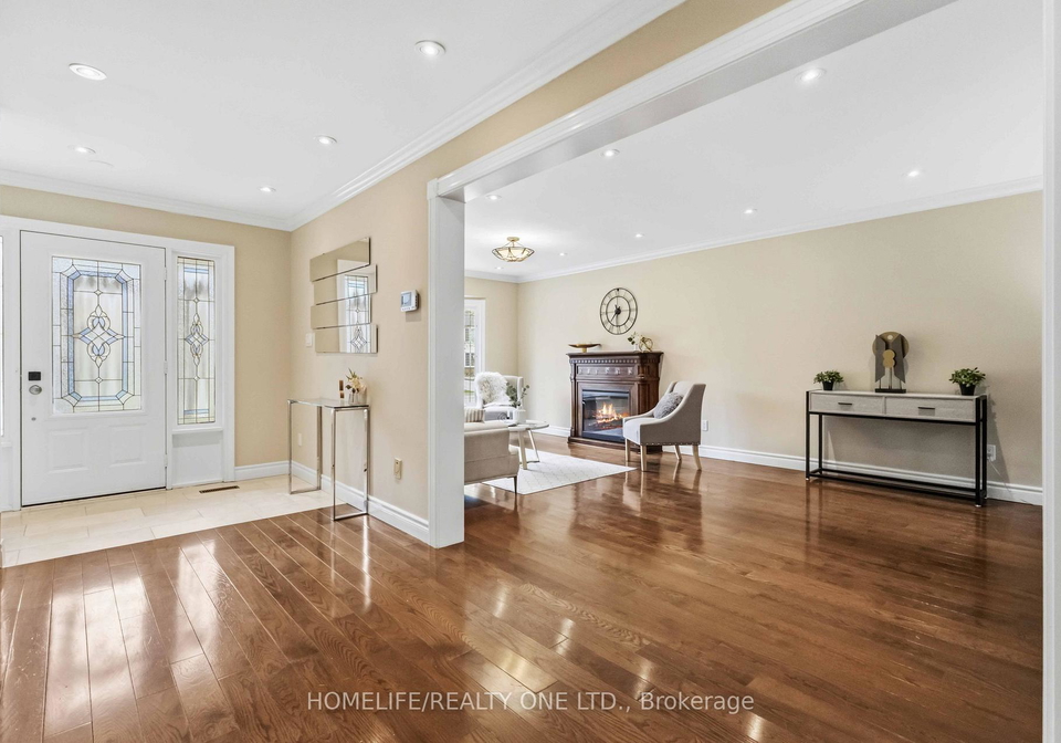 75-windrush-trail-scarborough-ontario-e13082896
