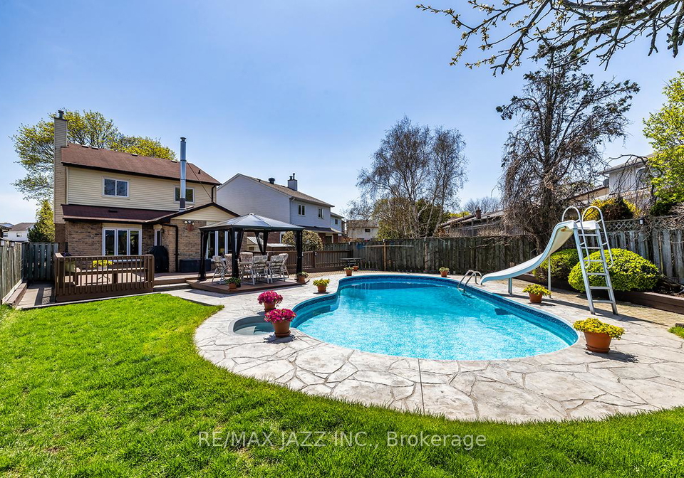 1716-minstrel-manor-pickering-ontario-e13083546