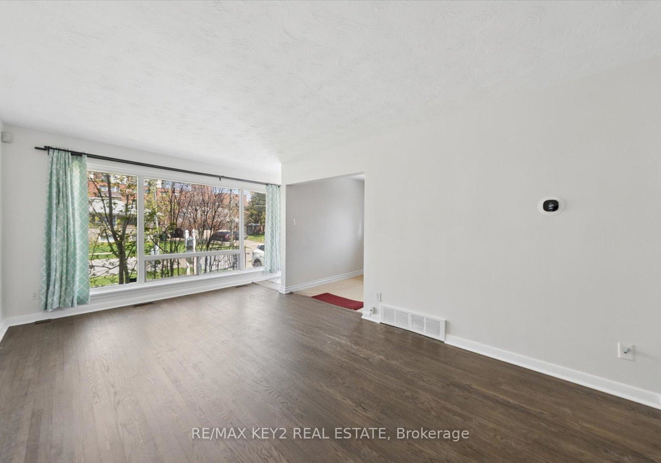 137-newlands-avenue-scarborough-ontario-e13083958