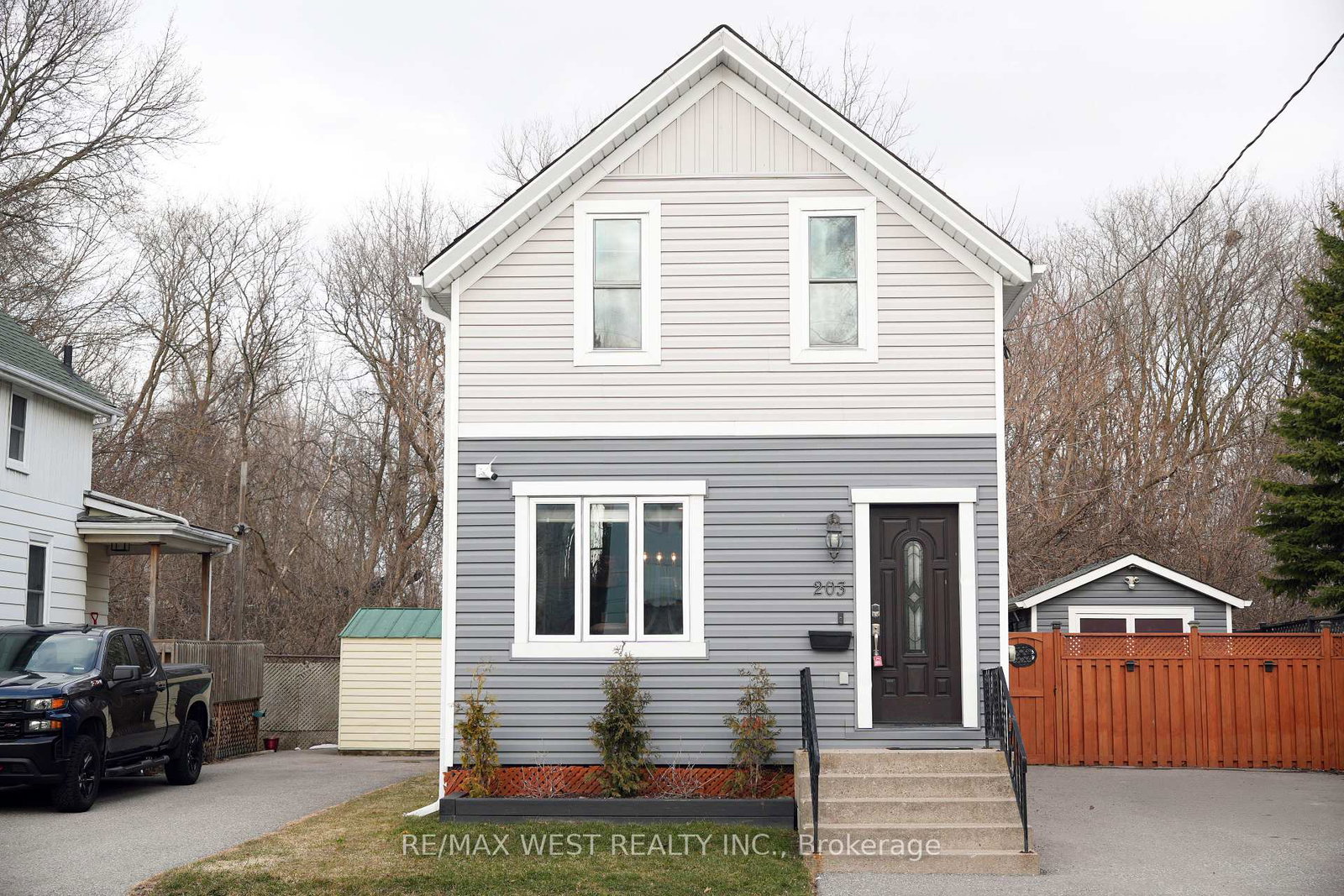 203-court-street-oshawa-ontario-e13083994