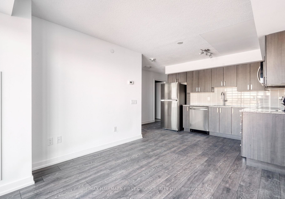 1455-celebration-drive-pickering-ontario-e13084400