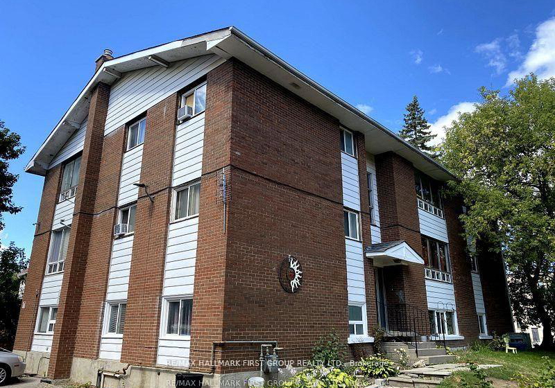 11-fairbanks-street-oshawa-ontario-e13084638