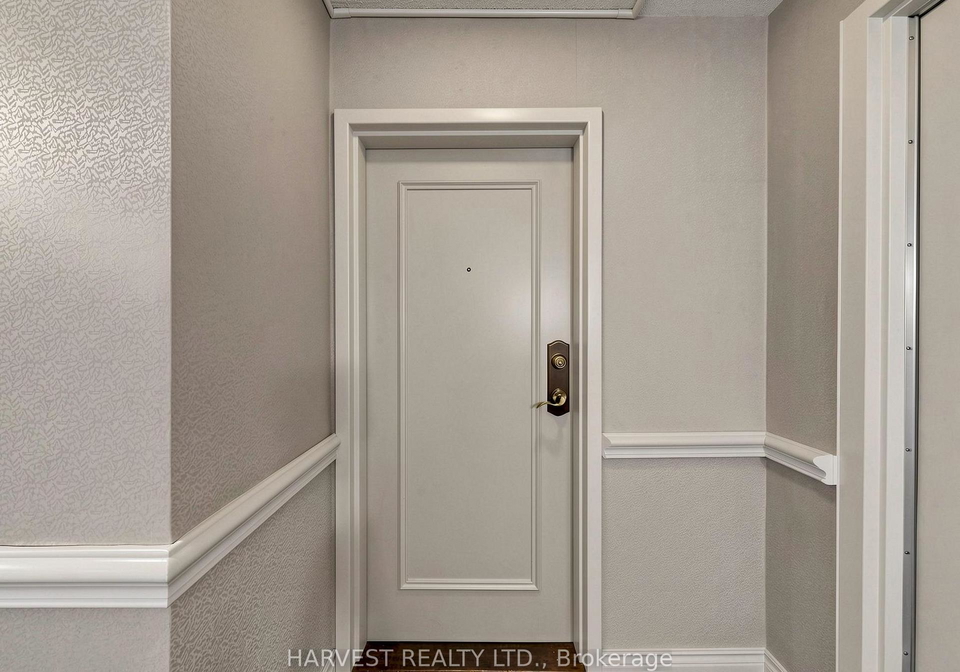 30-thunder-grove-scarborough-ontario-e13084716