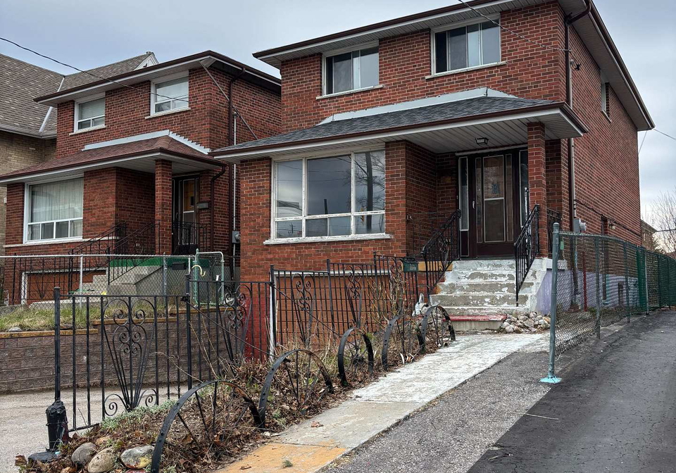 102-magnolia-avenue-scarborough-ontario-e13084854