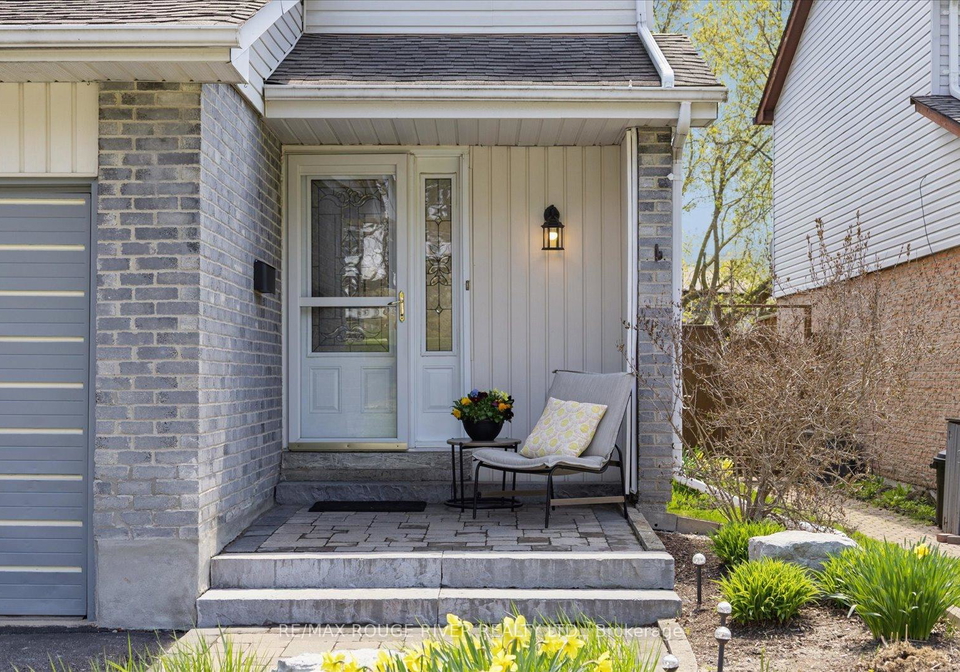 886-gentry-crescent-oshawa-ontario-e13085264
