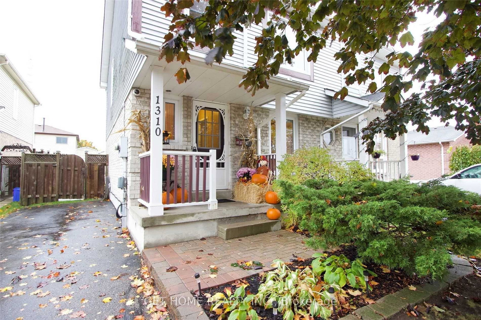 1310-charter-crescent-oshawa-ontario-e13085514