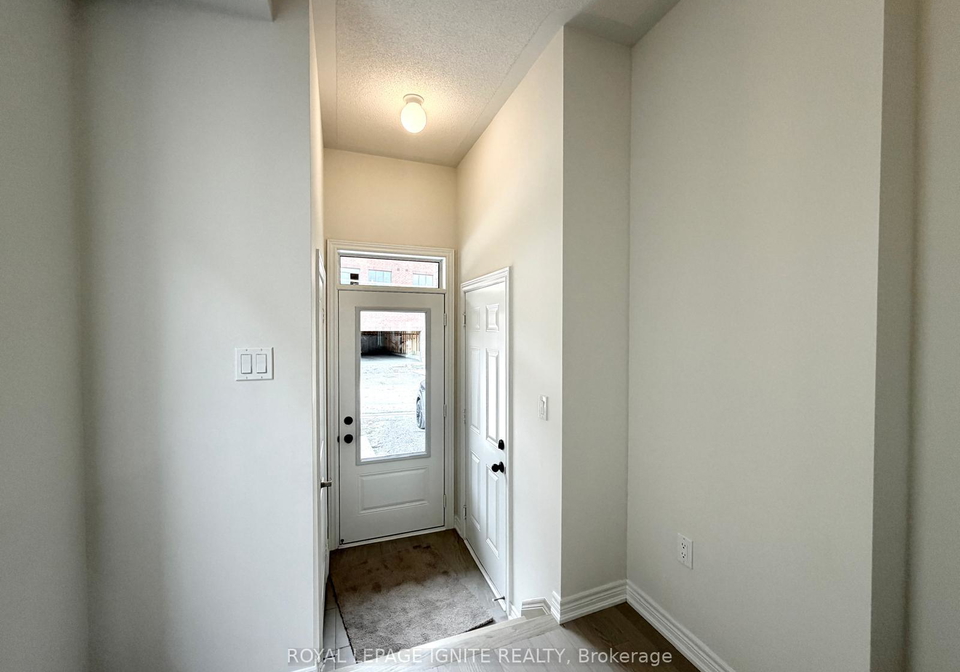 1234-elizabeth-mackenzie-drive-pickering-ontario-e13085538