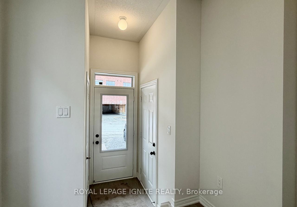 1234-elizabeth-mackenzie-drive-pickering-ontario-e13085538