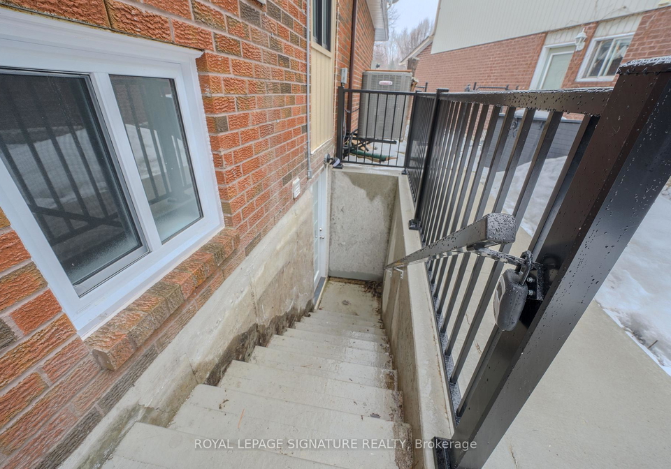 2111-lynn-heights-drive-pickering-ontario-e13086394
