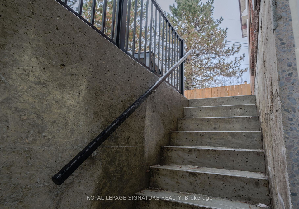 2111-lynn-heights-drive-pickering-ontario-e13086394