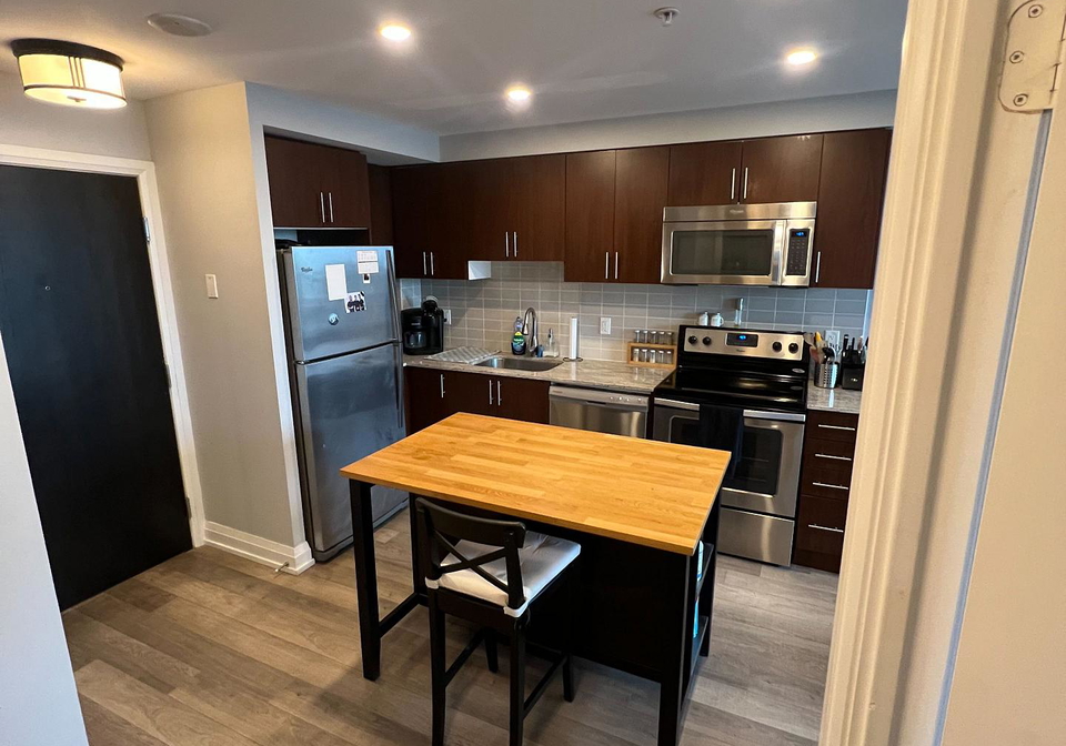 3520-danforth-avenue-scarborough-ontario-e13086450