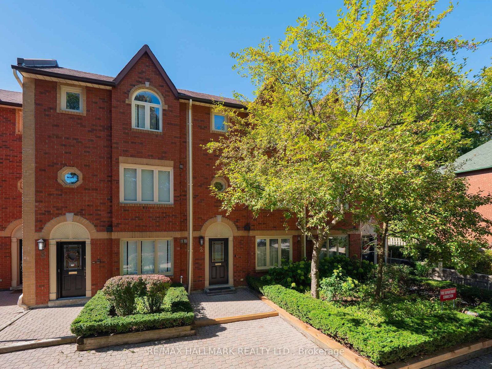 18-doncrest-road-east-york-ontario-e13086658