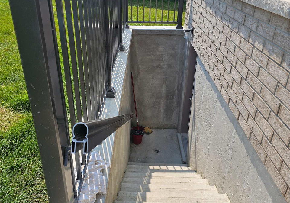 226-miyako-court-oshawa-ontario-e13086794