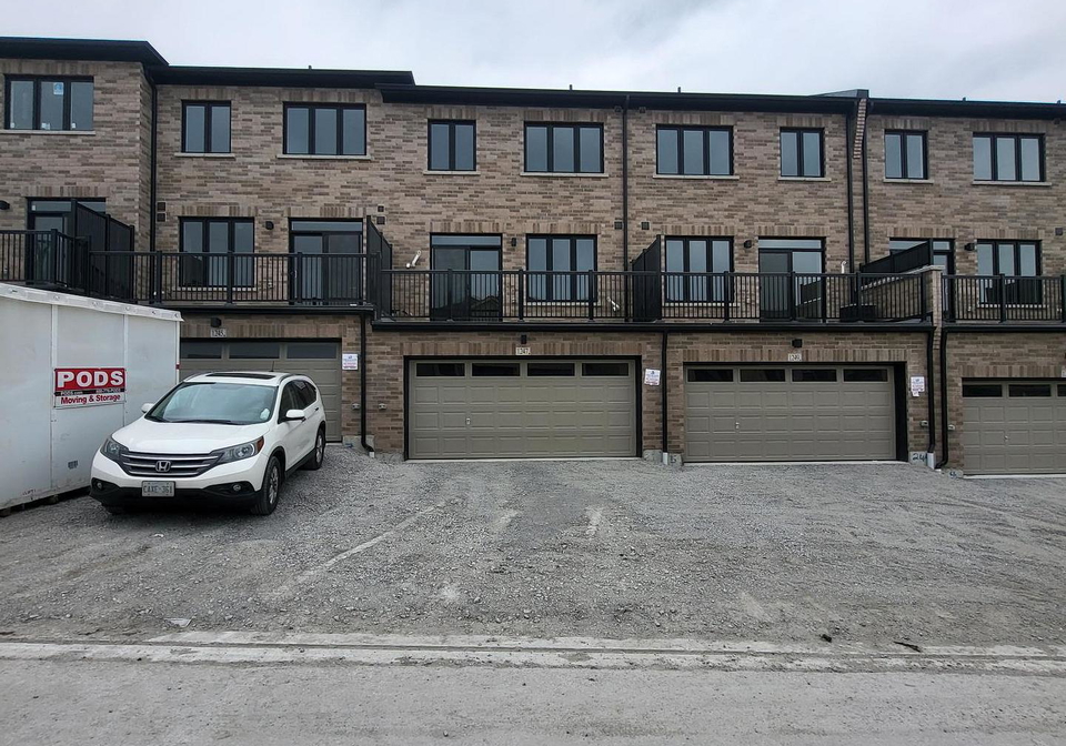 1247-winding-wood-trail-pickering-ontario-e13087688