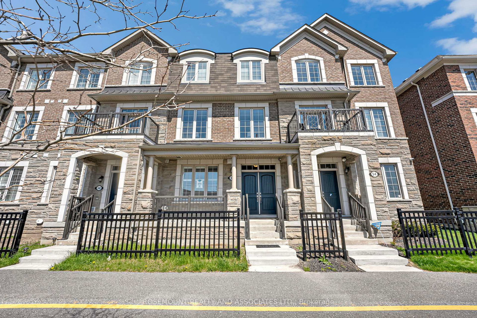 52-fiesta-way-way-whitby-ontario-e13087854