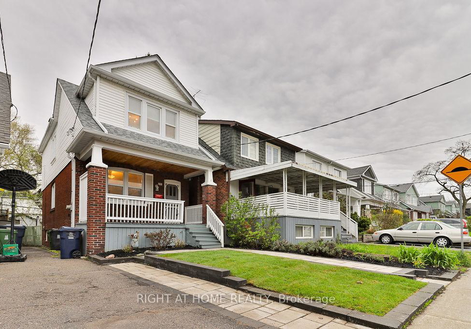 130-springdale-boulevard-east-york-ontario-e13087862