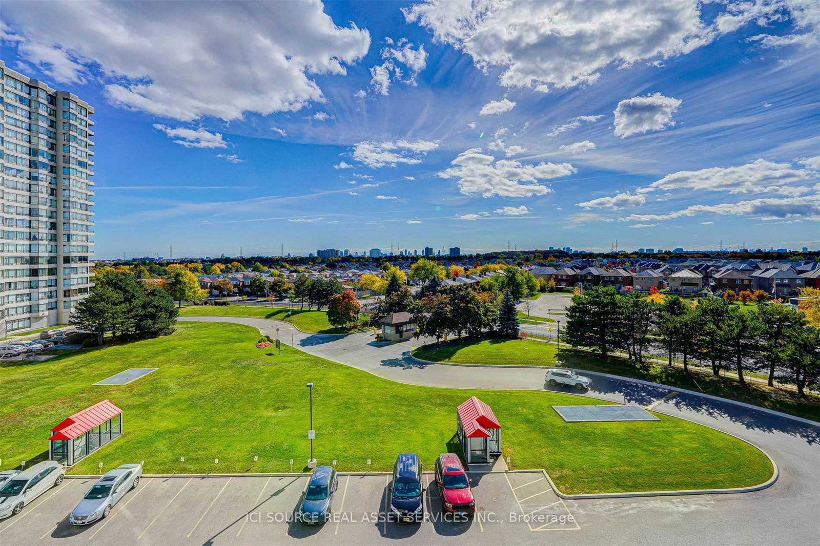 330-alton-towers-circle-scarborough-ontario-e13088180