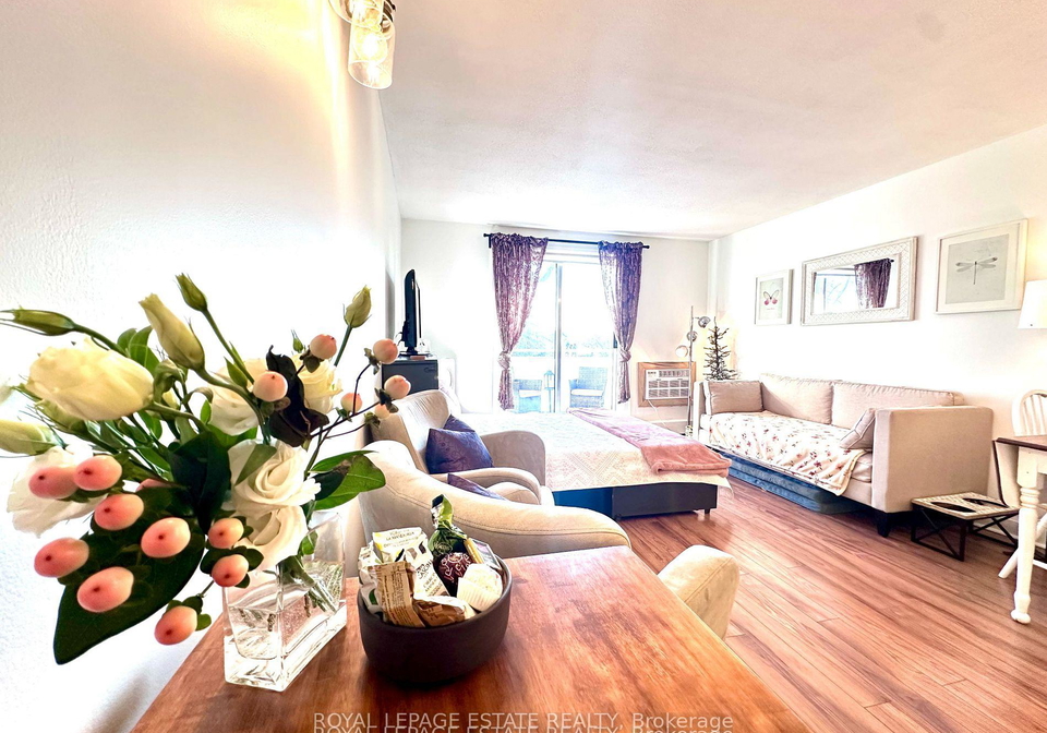 123-woodbine-avenue-toronto-ontario-e13088406