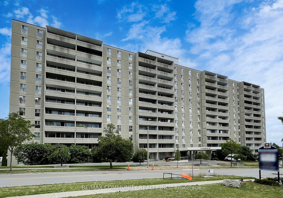2-glamorgan-avenue-n-scarborough-ontario-e13089132