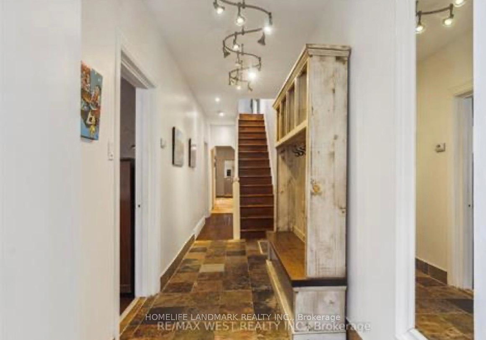 68-hastings-avenue-toronto-ontario-e13089992
