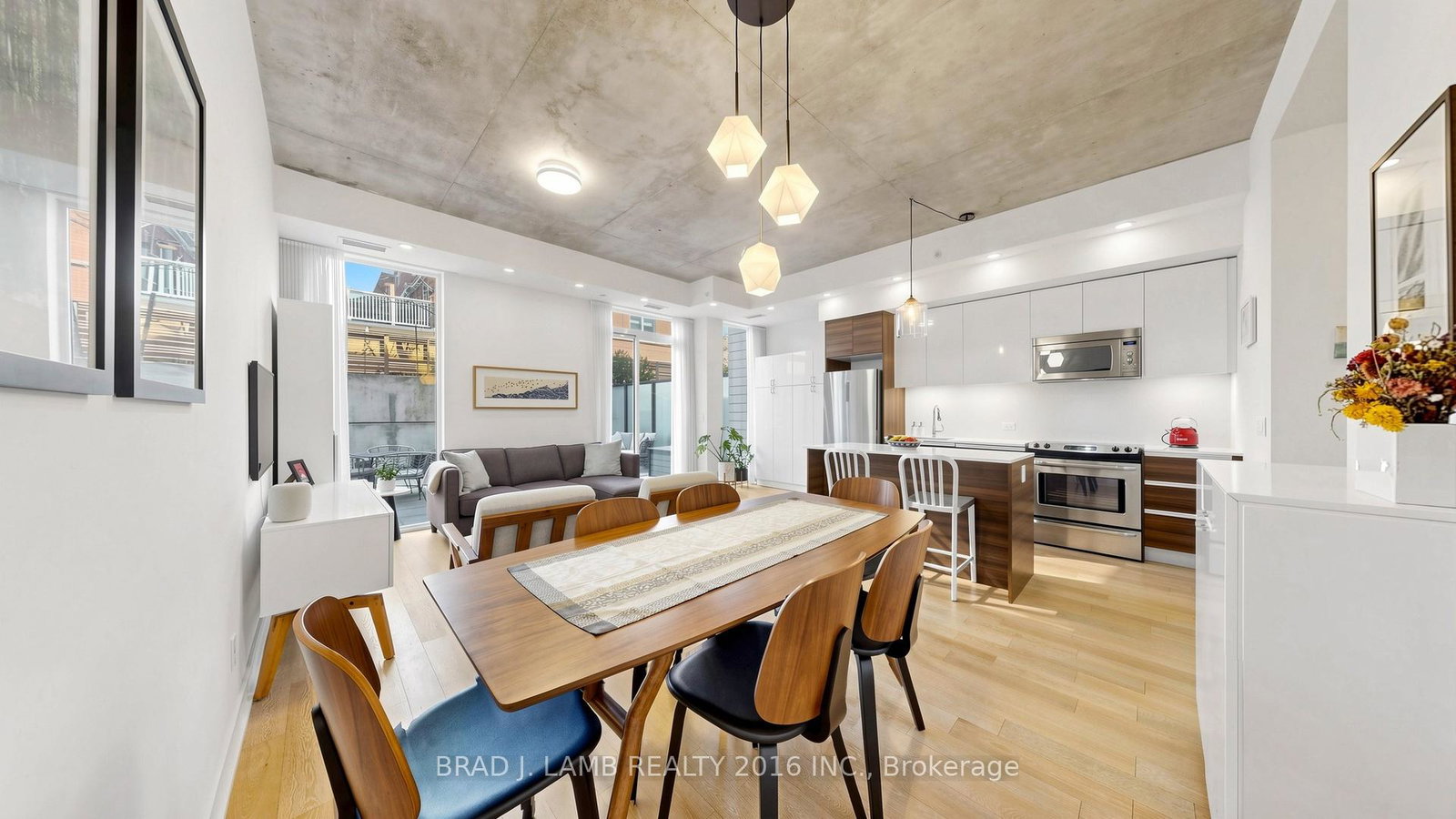 1238-dundas-street-e-toronto-ontario-e13090512