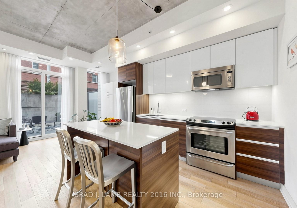 1238-dundas-street-e-toronto-ontario-e13090512