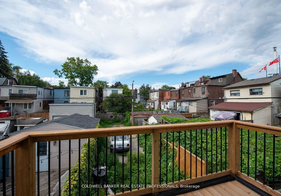 214-simpson-avenue-toronto-ontario-e13090698