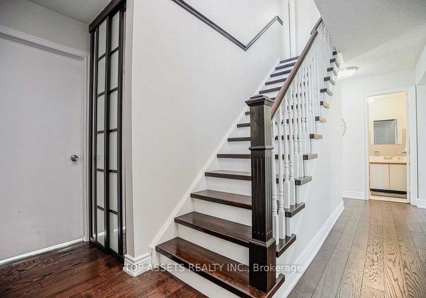 1603-mcbrady-crescent-pickering-ontario-e13091084