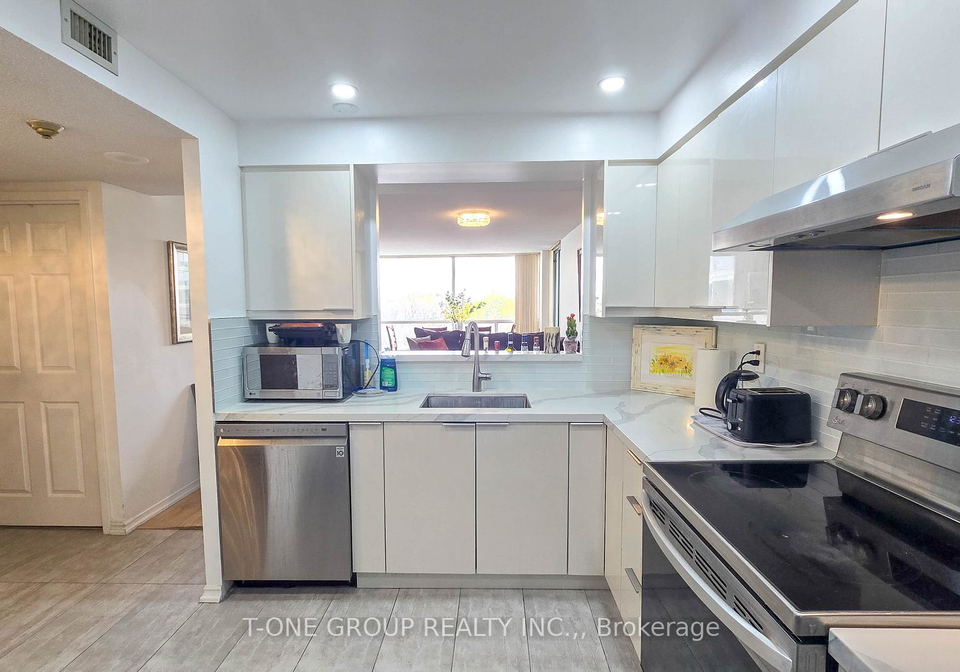 4725-sheppard-avenue-e-scarborough-ontario-e13091174