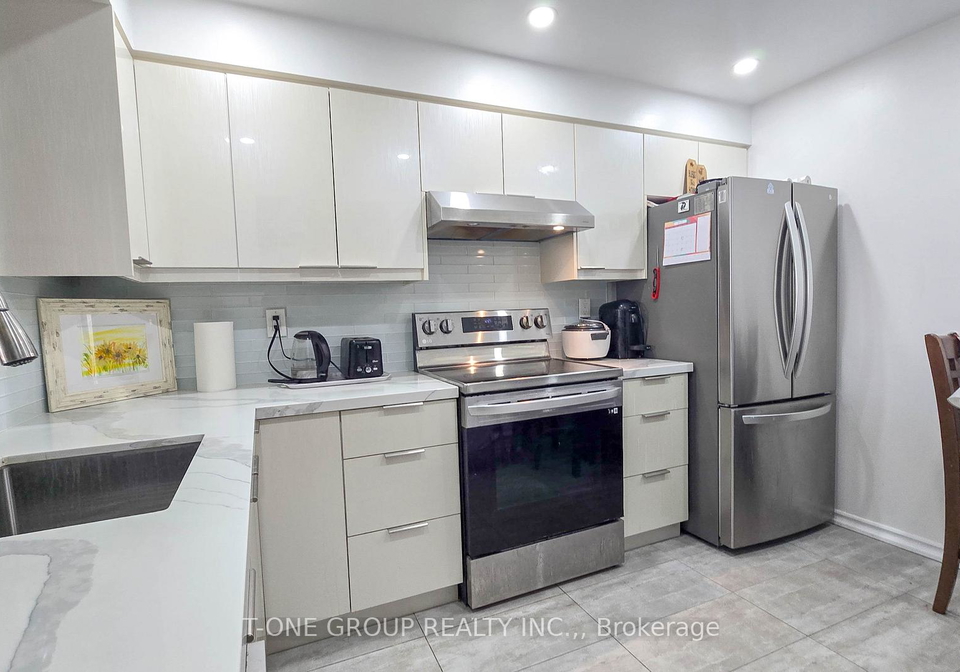 4725-sheppard-avenue-e-scarborough-ontario-e13091174