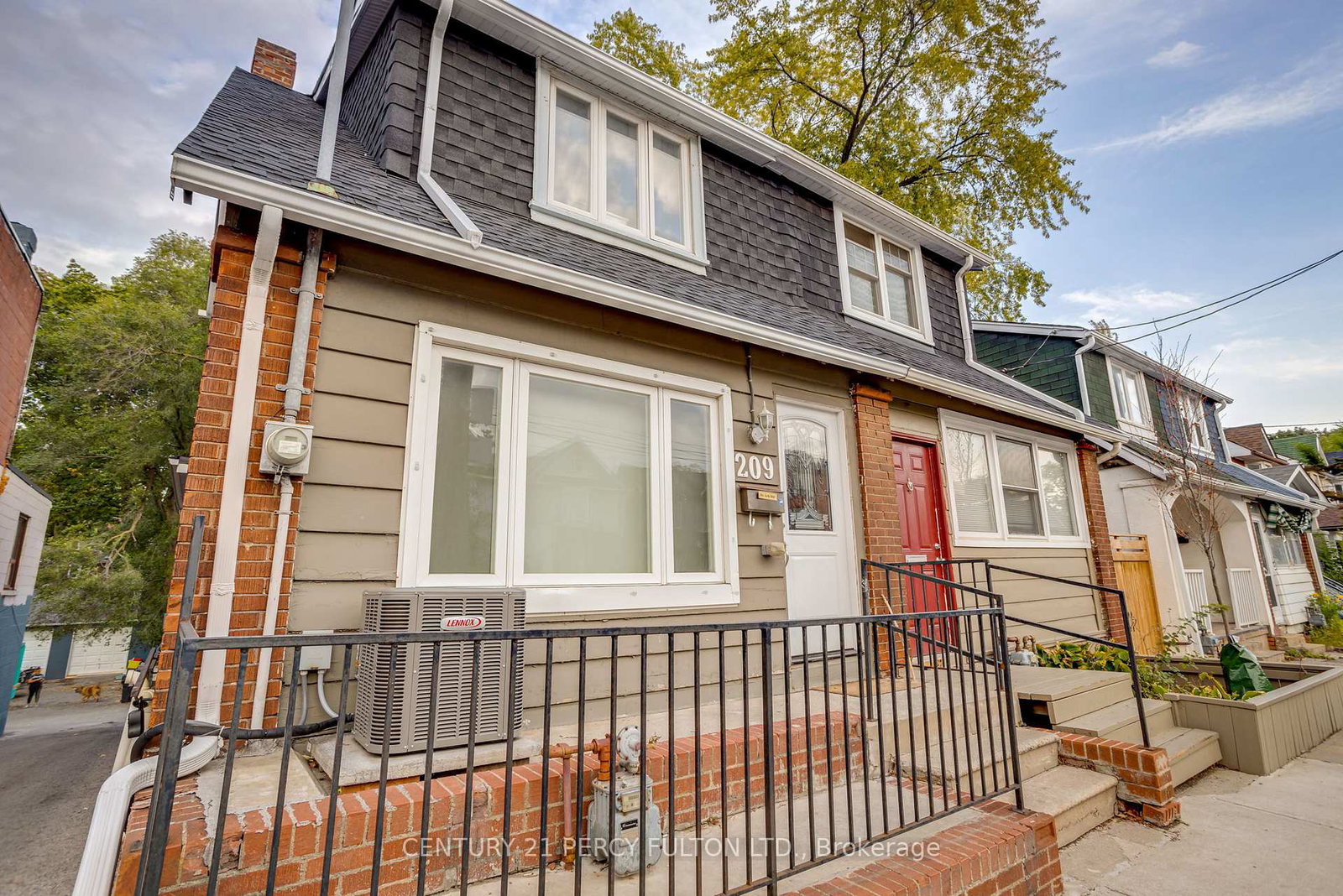 209-coxwell-avenue-toronto-ontario-e13091568