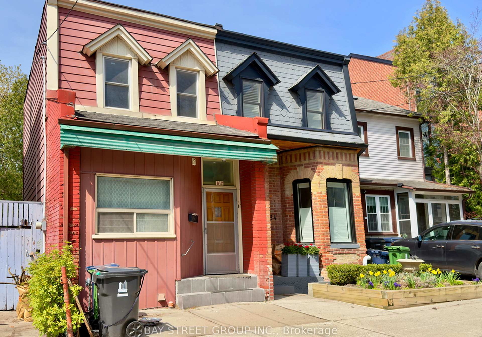 182-boulton-avenue-toronto-ontario-e13091692