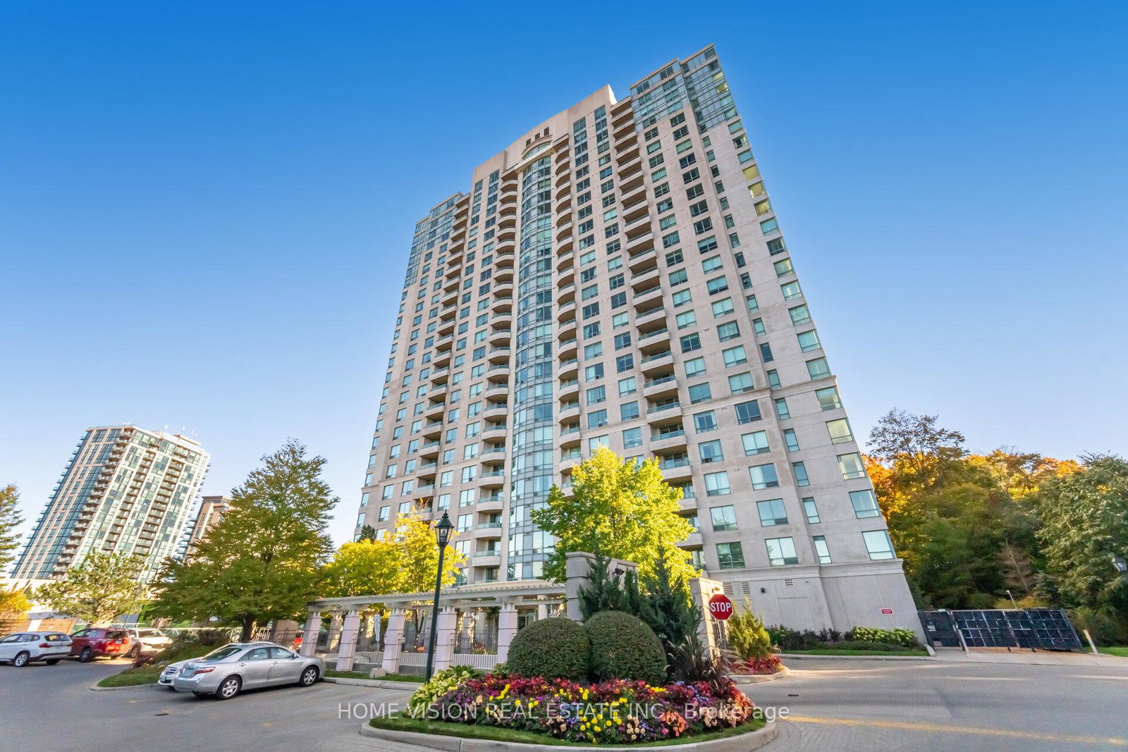 61-town-centre-court-scarborough-ontario-e13091778
