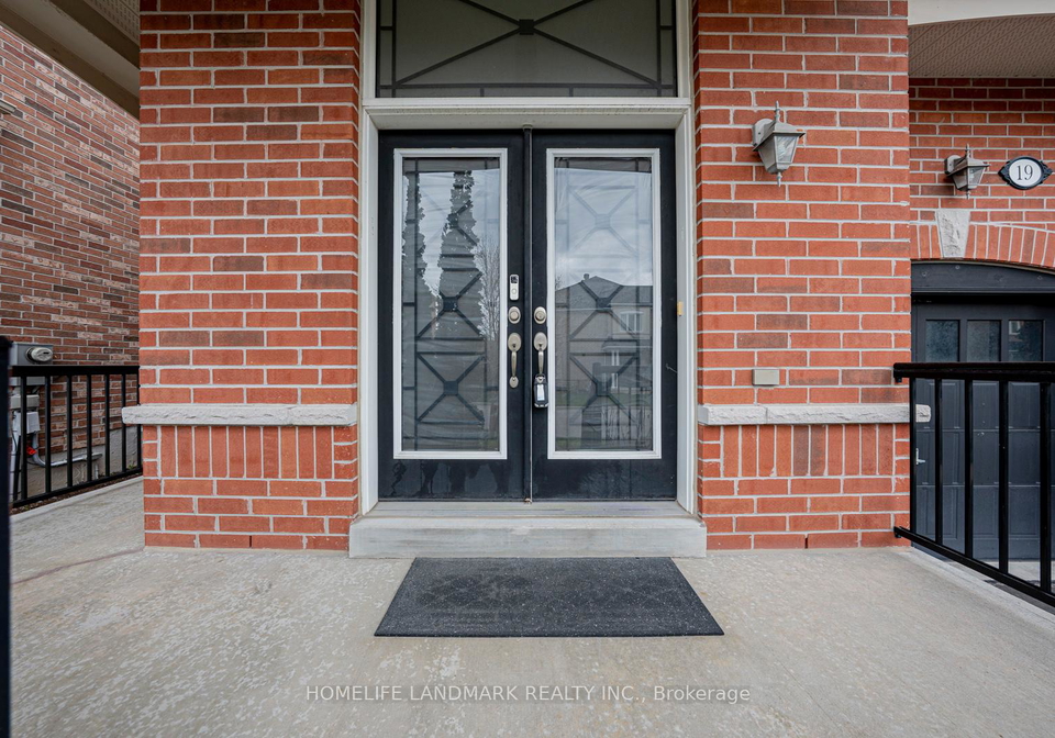 19-darlet-avenue-ajax-ontario-e13093652