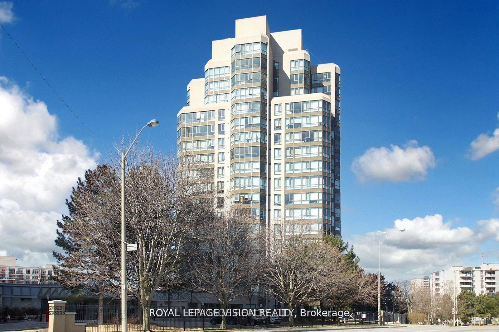 3231-eglinton-avenue-e-scarborough-ontario-e13093702