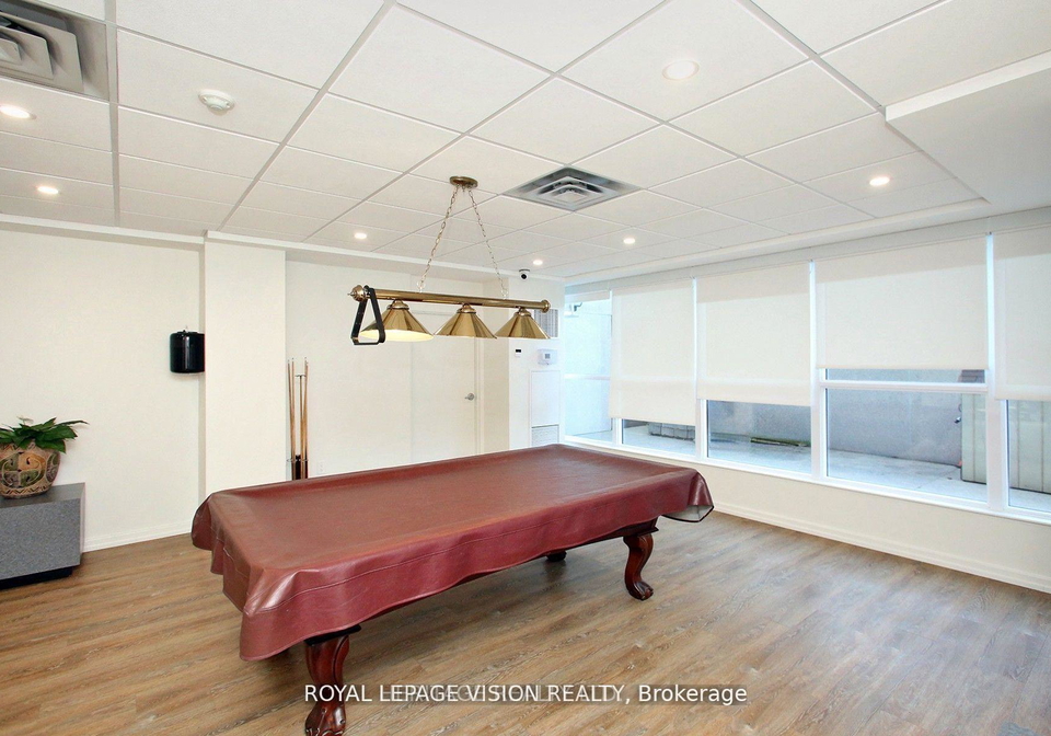 3231-eglinton-avenue-e-scarborough-ontario-e13093702